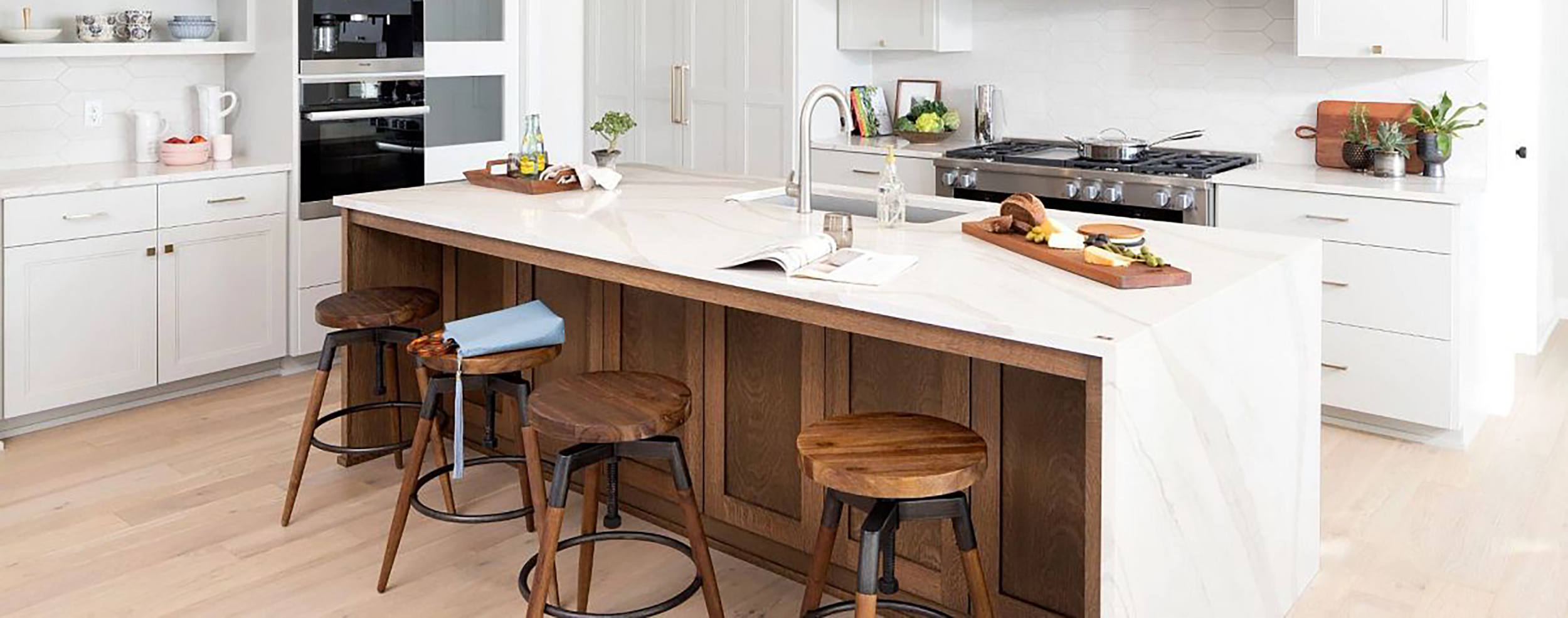 Application of quartz stone in the interior